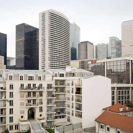 Apartamento In La Defense